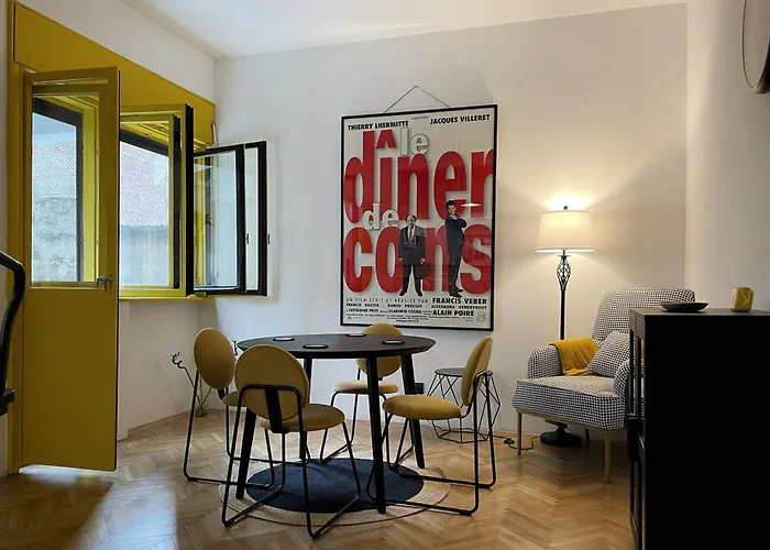 Charming In The Heart Of Apartament Bucureşti