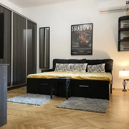 Charming In The Heart Of Apartment