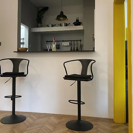 Charming In The Heart Of Bukarest