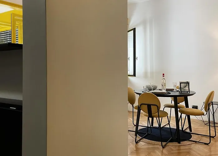 Charming In The Heart Of Apartament